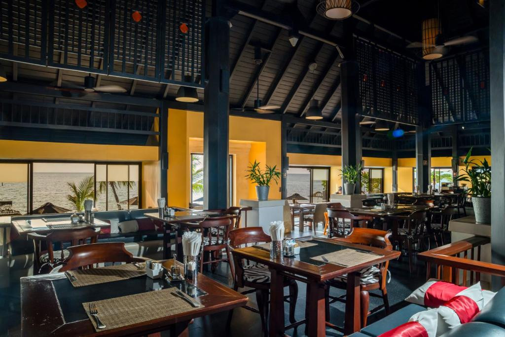 PAVILION SAMUI VILLAS & RESORT 4*