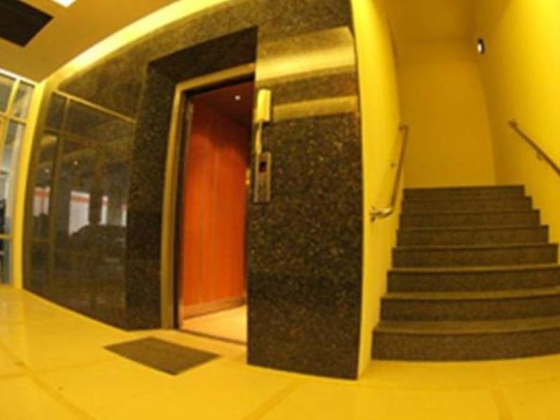 R-CON RESIDENCE 3*