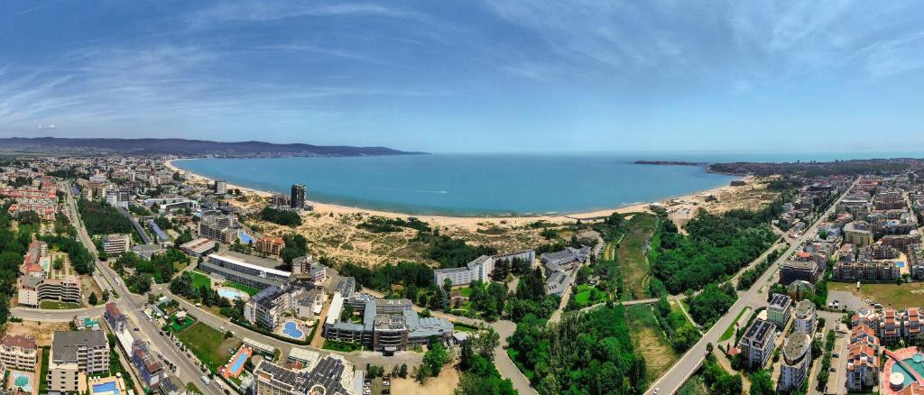 LONGOZA 4*