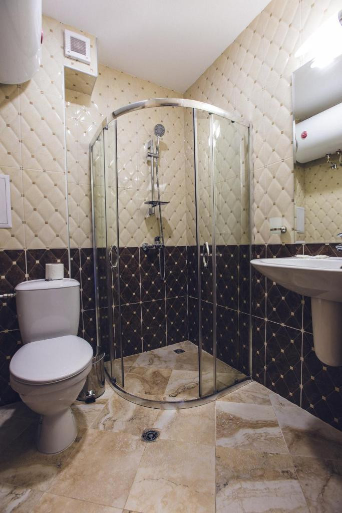 AVENUE DELUXE APT 4*