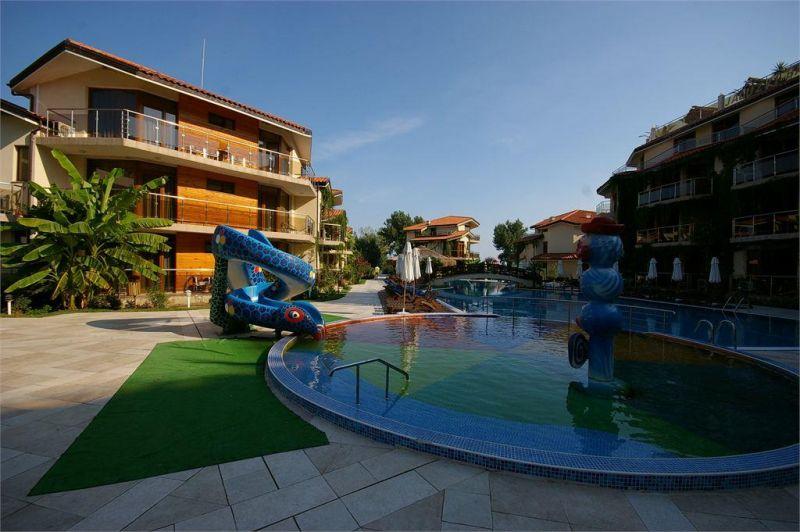 LAGUNA BEACH 4*