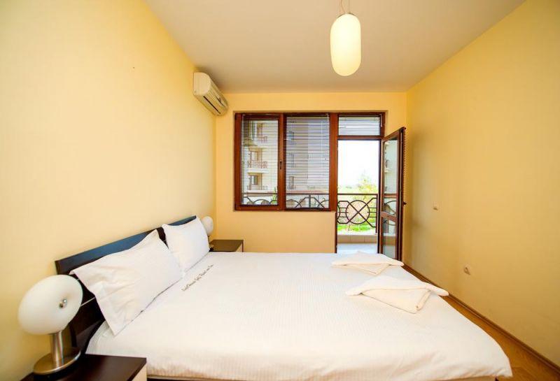 LIGHTHOUSE APARTMENTS & VILLAS 3*