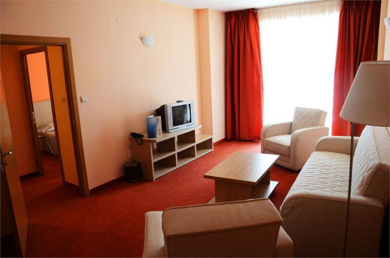 ORPHEUS PAMPOROVO 4*