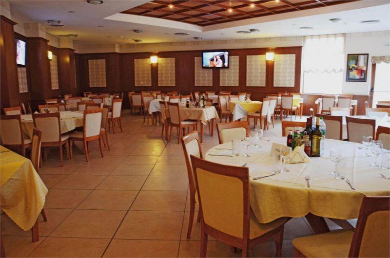 ORPHEUS PAMPOROVO 4*