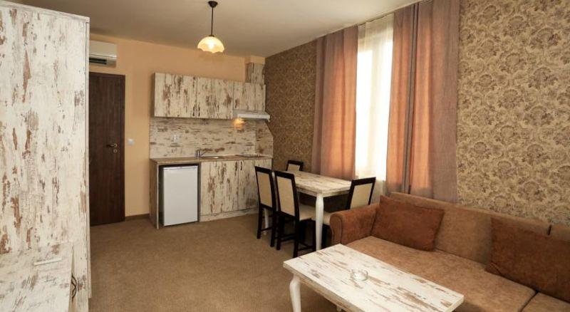 PARAIZO TEOPOLIS 3*