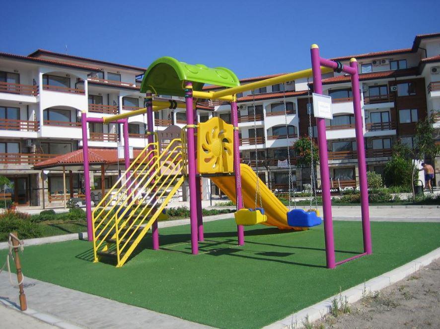 ROBINSON BEACH 2*