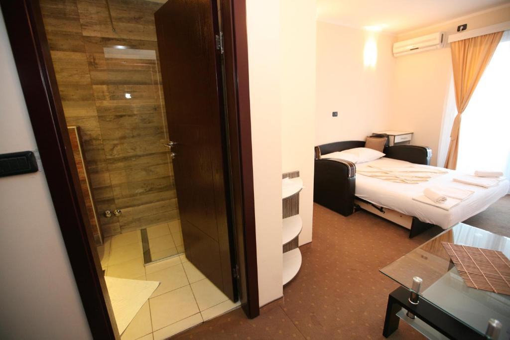ELENA & MARKO APARTMENTS 3*