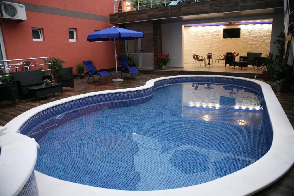 ELENA & MARKO APARTMENTS 3*