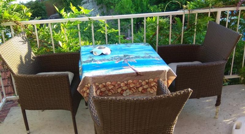 LAROS 3*
