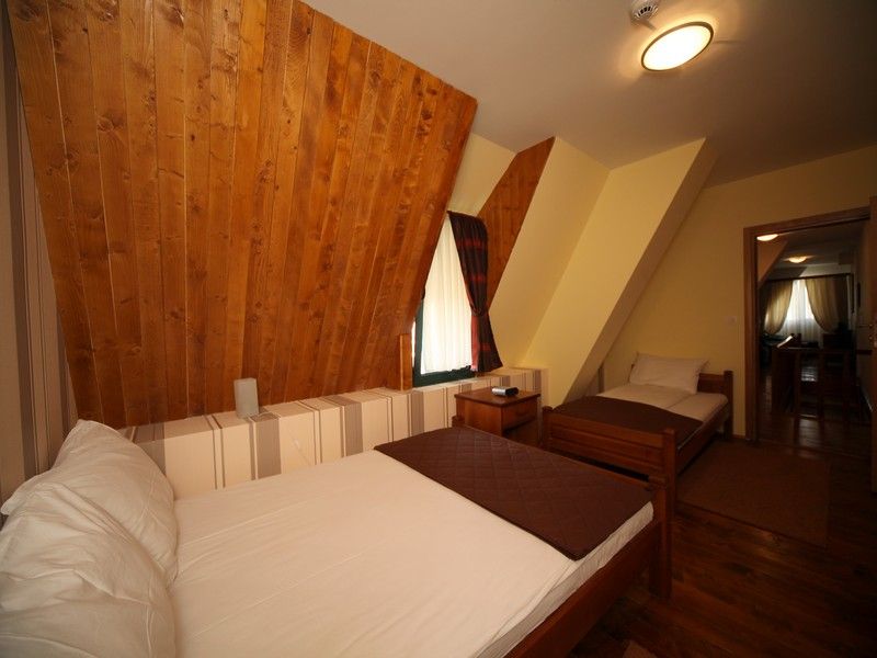 POLAR STAR 4*