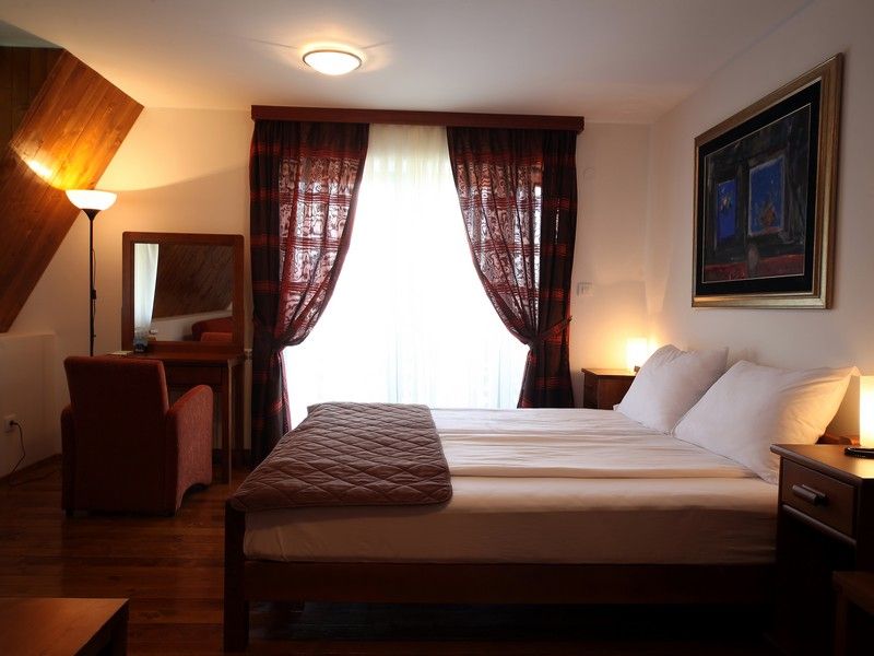 POLAR STAR 4*
