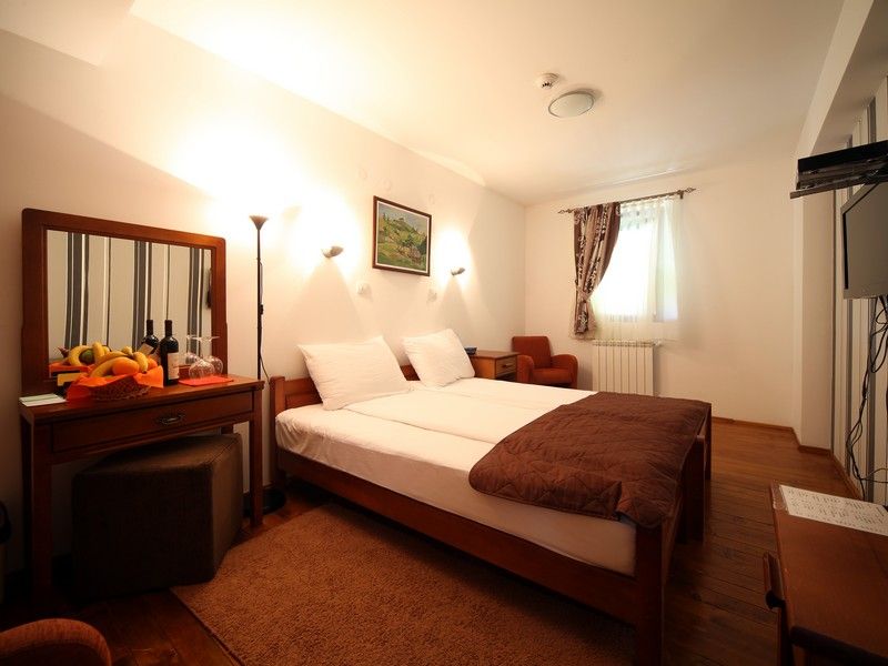 POLAR STAR 4*