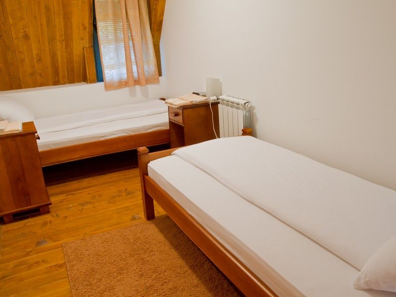 POLAR STAR 4*