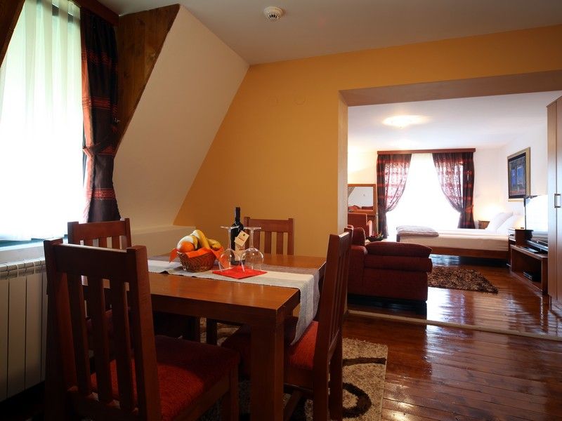 POLAR STAR 4*