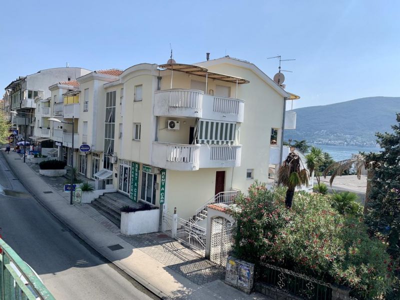 POZNANOVIC APT 4*