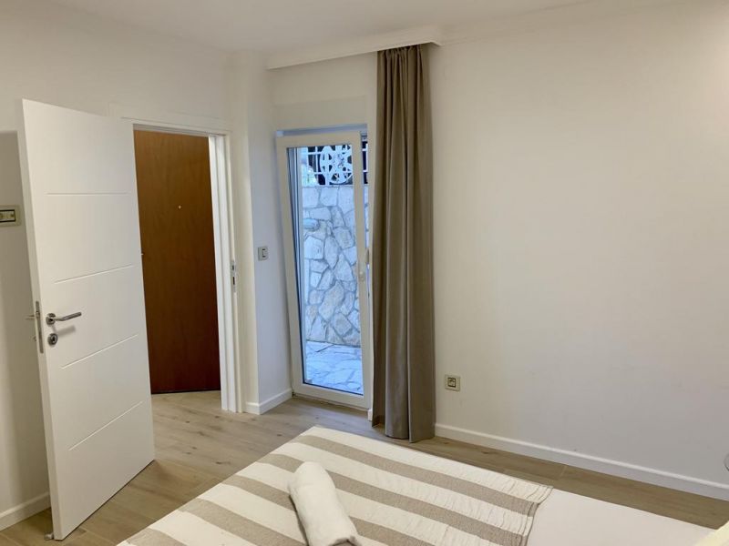 POZNANOVIC APT 4*