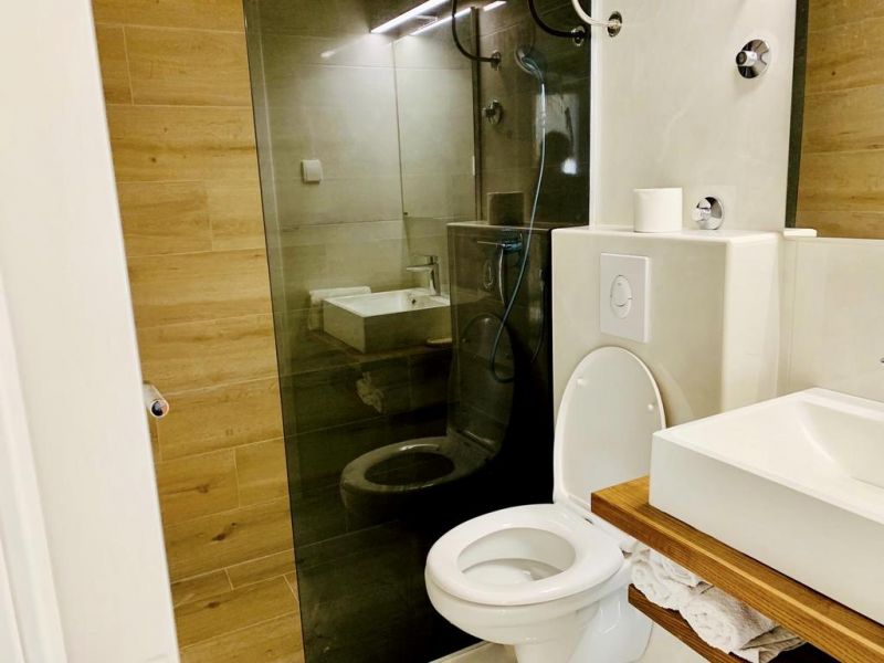 POZNANOVIC APT 4*