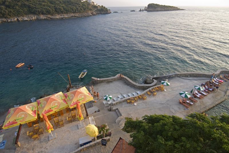 R HOTEL 3*