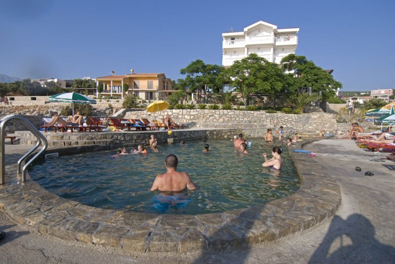 R HOTEL 3*