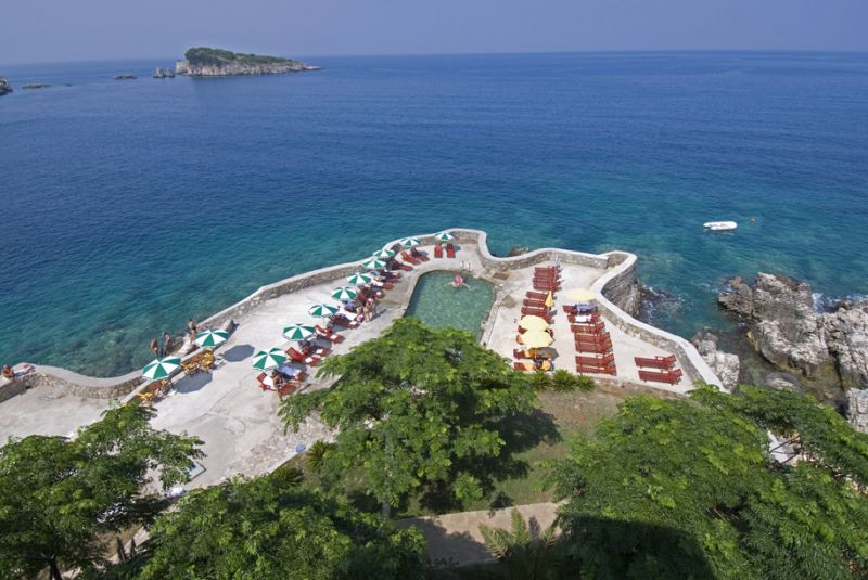 R HOTEL 3*