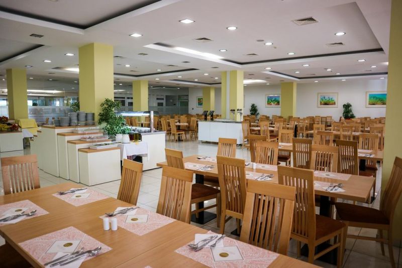 ADRIA HOTEL BIOGRAD NA MORU 3*