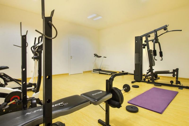ADRIA HOTEL BIOGRAD NA MORU 3*