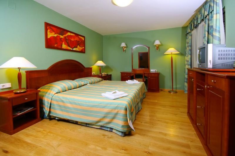 ADRIATIQ RESORT FONTANA DELUXE 4*