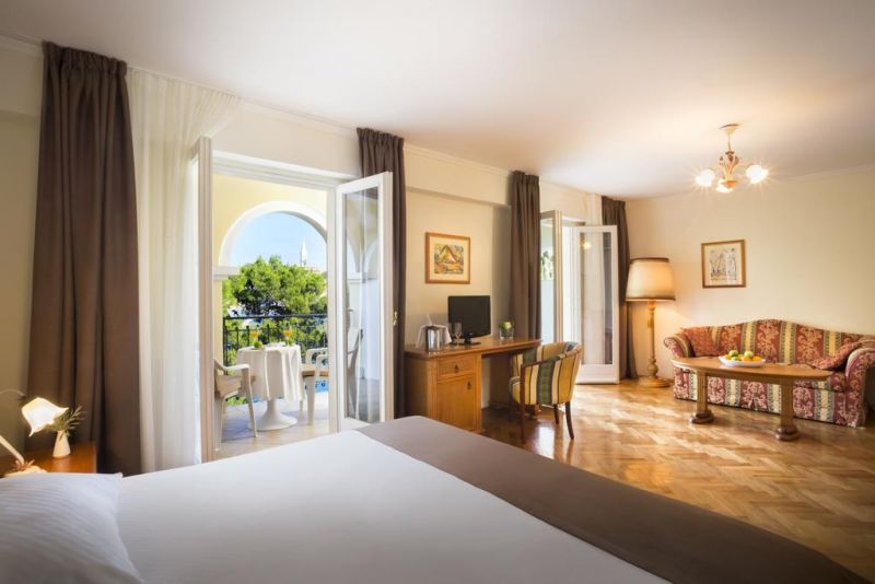 ISLAND HOTEL KATARINA 2*