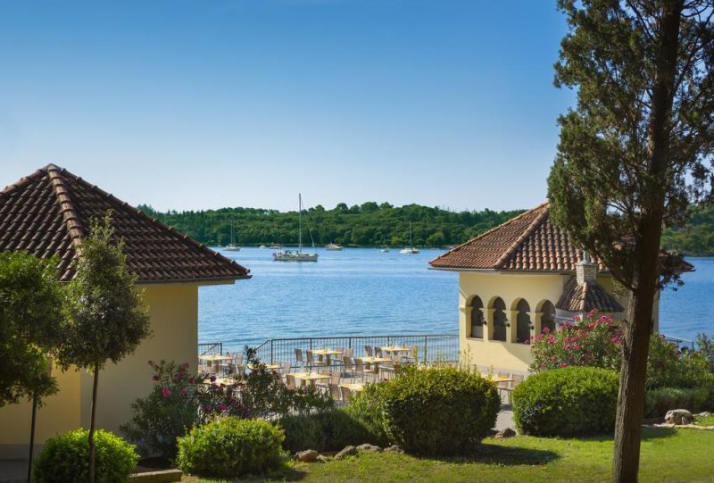 ISLAND HOTEL KATARINA 2*