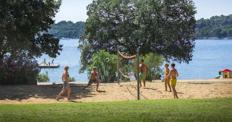 ISLAND HOTEL KATARINA 2*