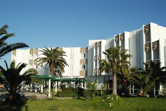 GOLDEN TULIP FARAH SAFI 4*