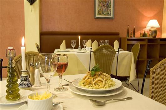 GOLDEN TULIP FARAH SAFI 4*
