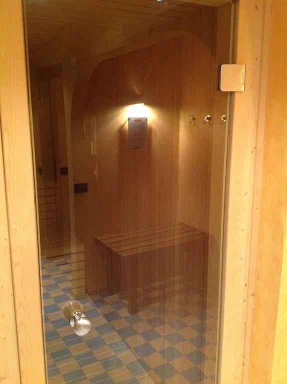 CAMINETTO HOTEL FOLGARIDA 4*