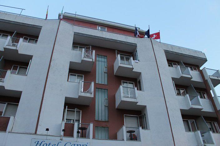 CAPRI PETRE LIGURE 3*
