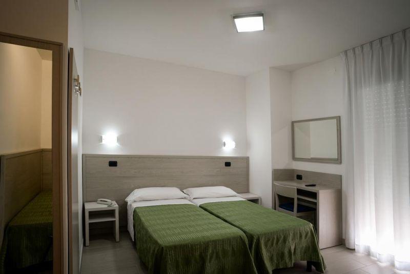 CLIPPER HOTEL & RESIDENCE 3*