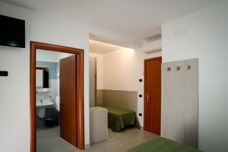 CLIPPER HOTEL & RESIDENCE 3*
