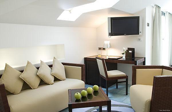 CLUB HOUSE MARINA CENTRO 4*