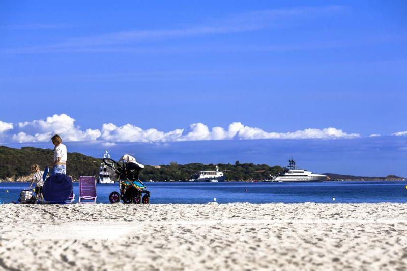 COLONNA BEACH HOTEL & RESIDENCE 4*