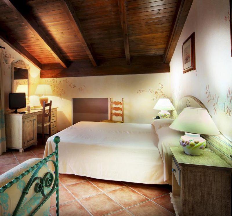 COLONNA BEACH HOTEL & RESIDENCE 4*