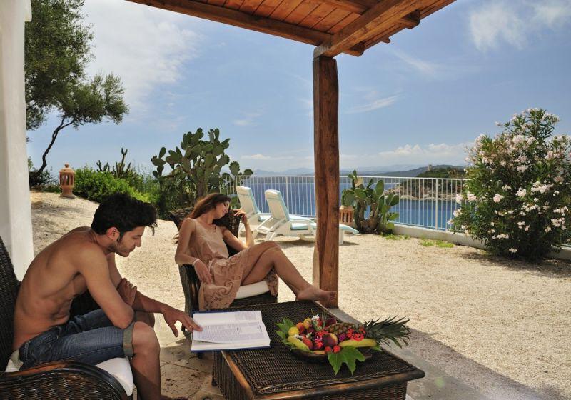 ARBATAX PARK RESORT COTTAGE 4*