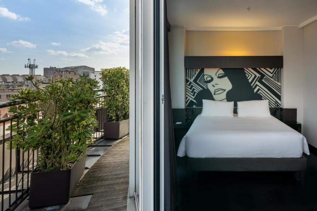 CROWNE PLAZA MILAN CITY 4*
