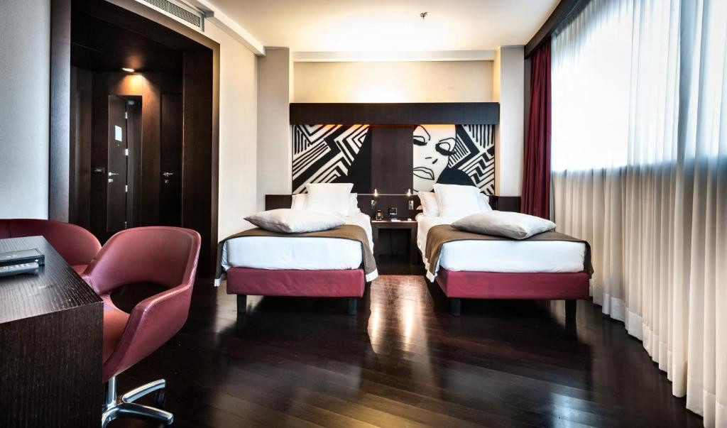 CROWNE PLAZA MILAN CITY 4*