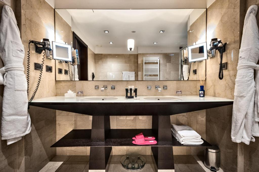 CROWNE PLAZA MILAN CITY 4*
