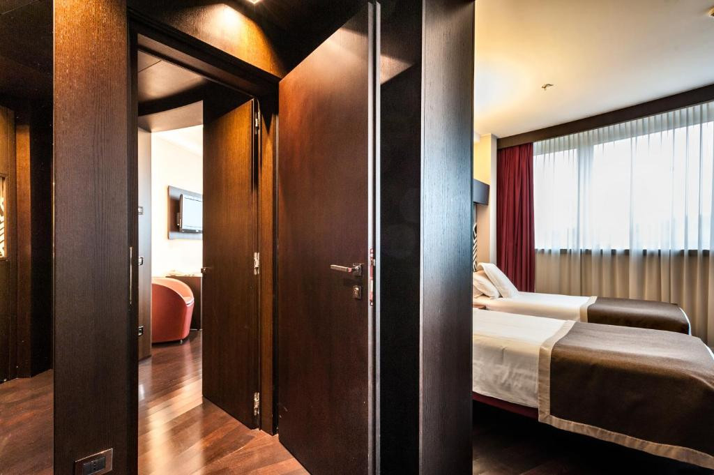 CROWNE PLAZA MILAN CITY 4*