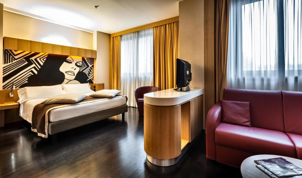 CROWNE PLAZA MILAN CITY 4*