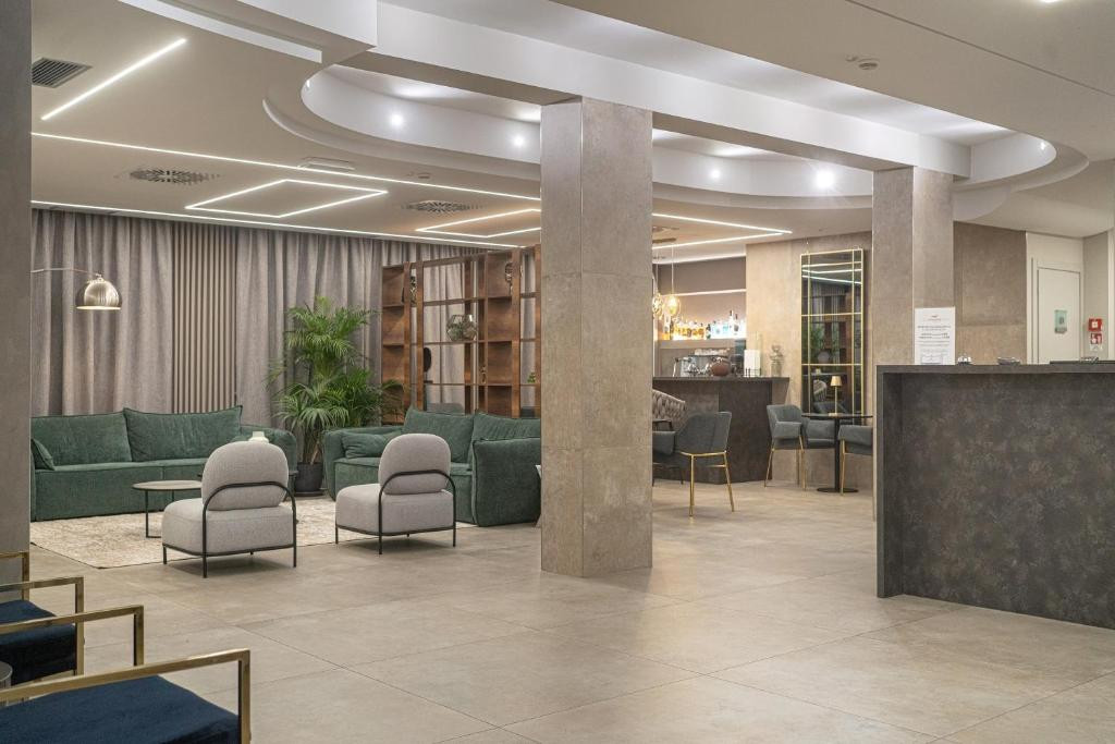 CLUB MEETING (EX. DAYS INN) MARINA CENTRO 4*