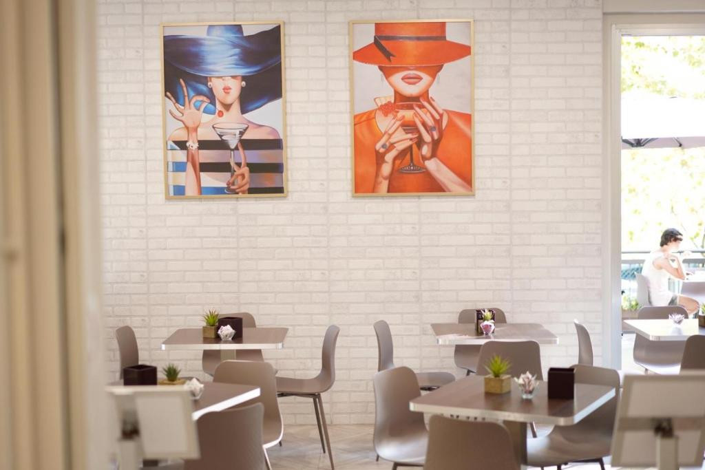 CLUB MEETING (EX. DAYS INN) MARINA CENTRO 4*