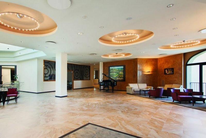 ACAYA GOLF RESORT & SPA (EX. DOUBLETREE HILTON ACAYA) 4*