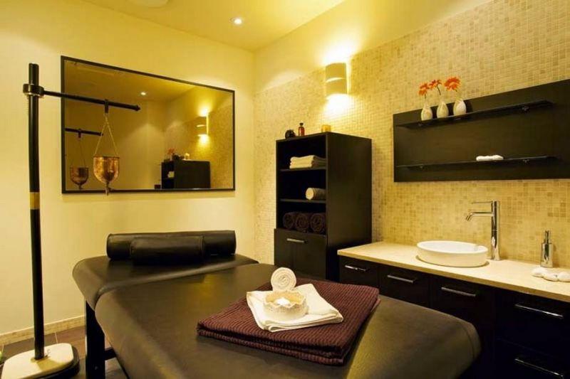 ACAYA GOLF RESORT & SPA (EX. DOUBLETREE HILTON ACAYA) 4*
