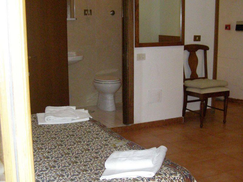 FAMILY HOUSE 2*